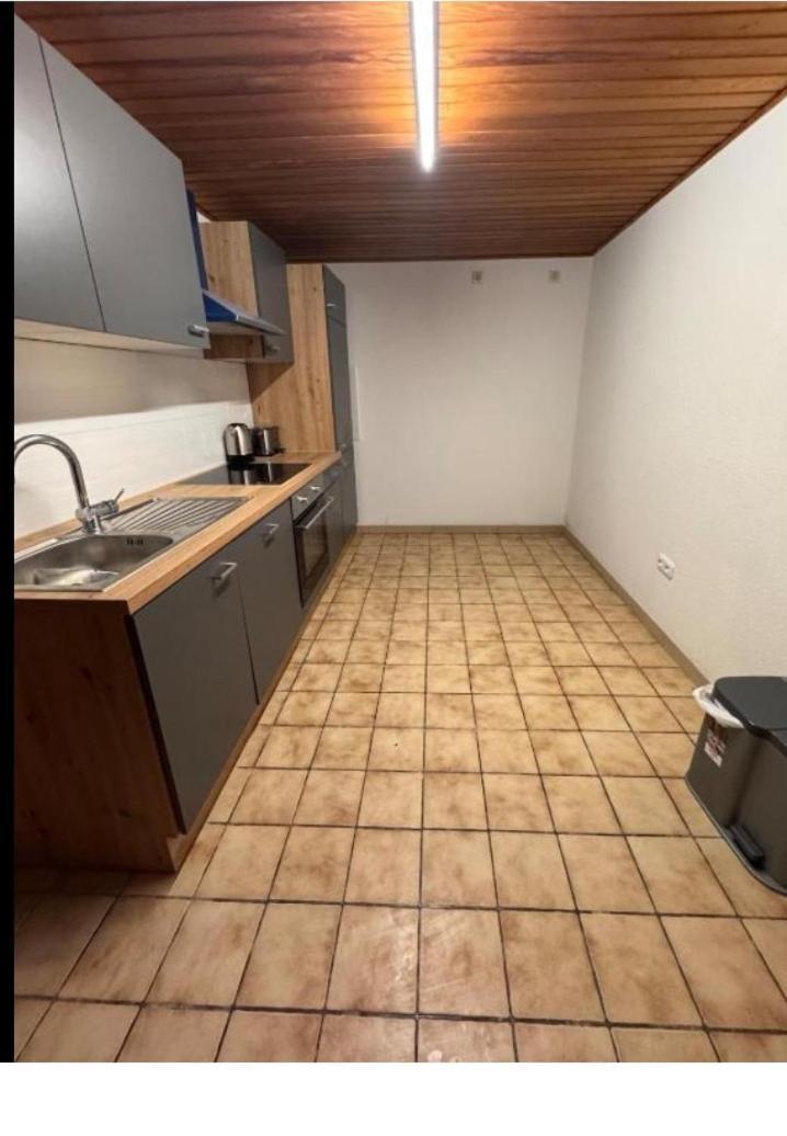 Grosse In Mit 2 Badezimmer Apartment