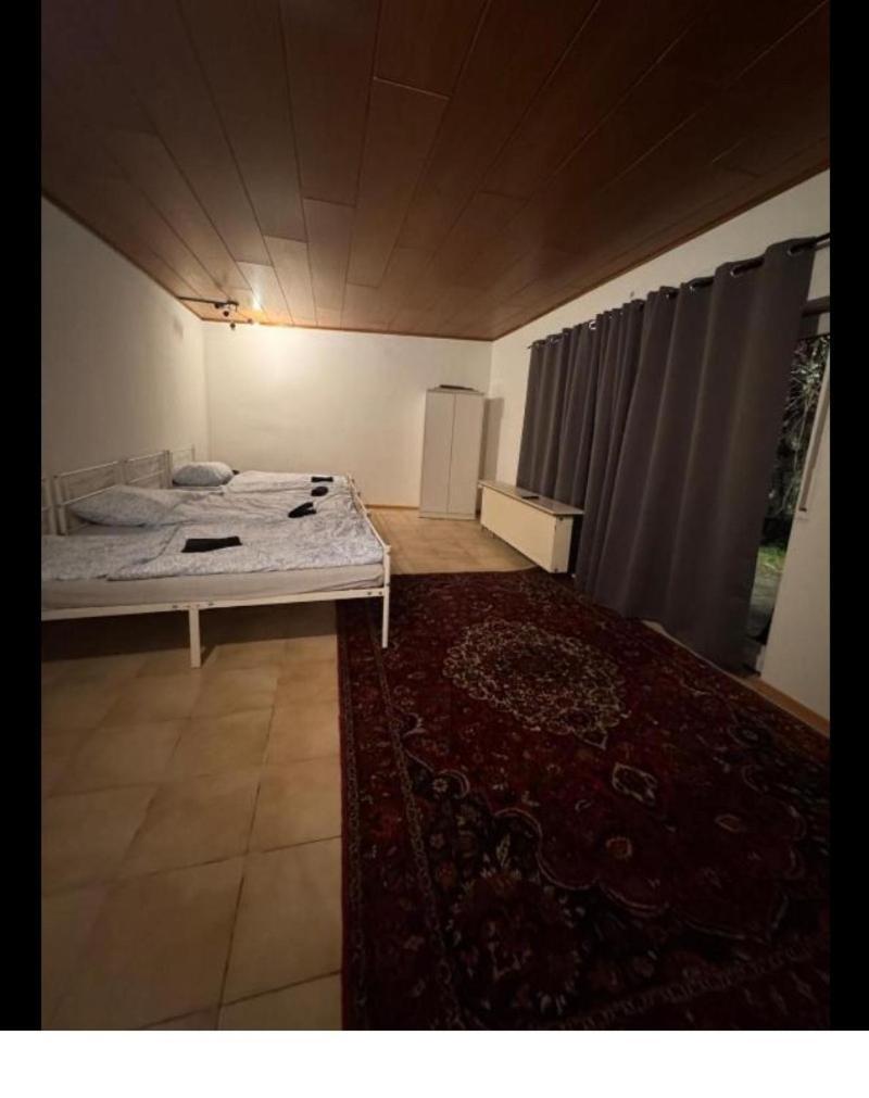 Grosse In Mit 2 Badezimmer Apartment *